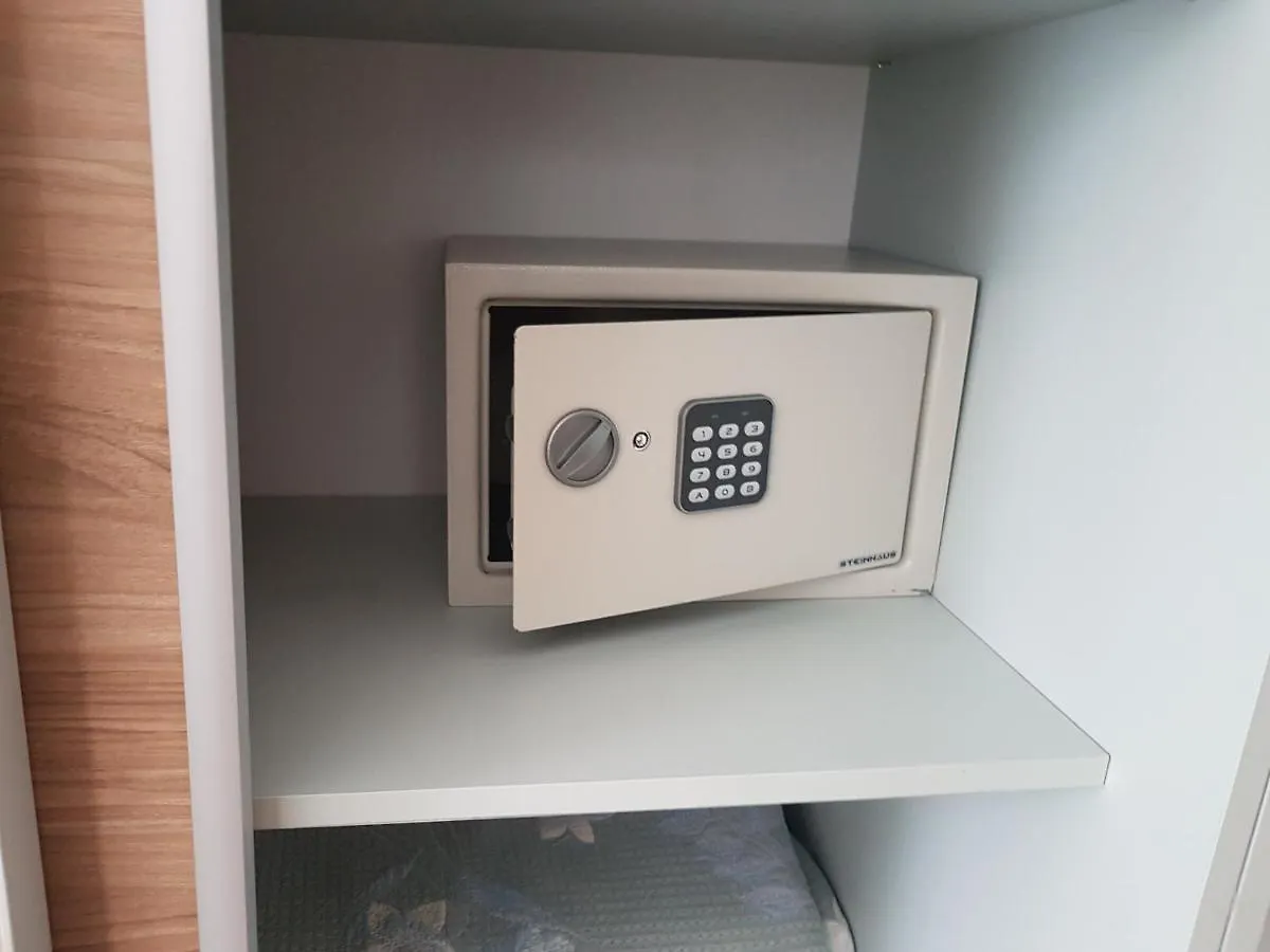 L&C - Location And Comfort In Sofia 아파트 0*,  불가리아